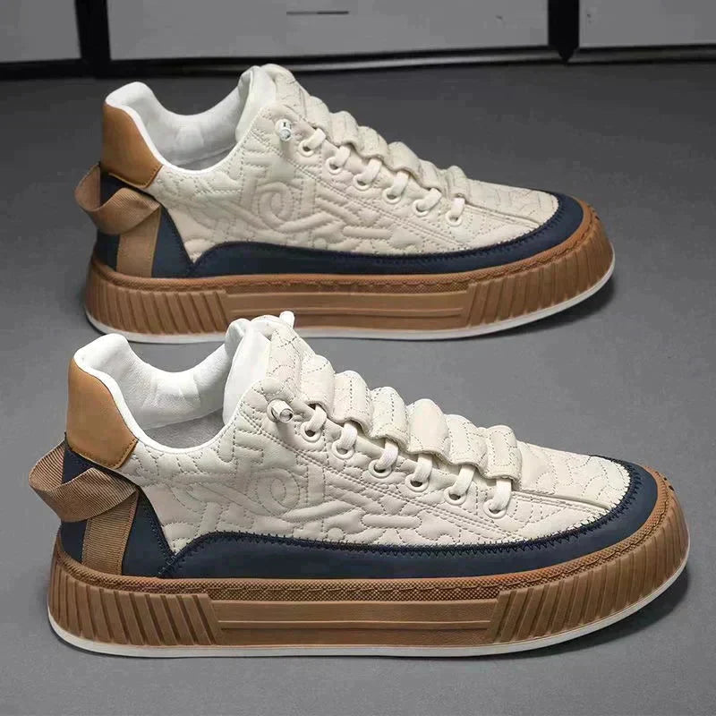 Freizeitschuhe aus Leder - Premiere